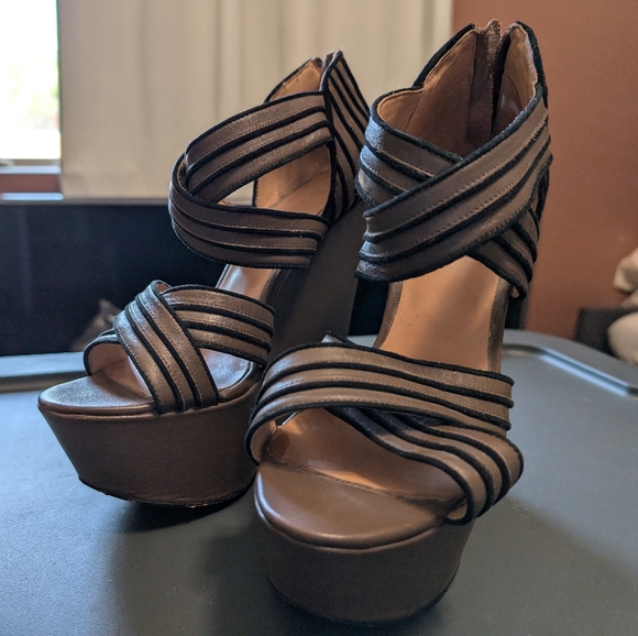 L.A.M.B Bernadette Leather Wedge W7.5 - Picture 1 of 8